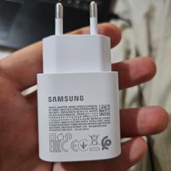 Samsung 25W Adaptör Bozuldu. Turk Telefon Mu Yardımcı Olur Samsung Mu?