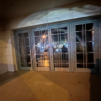 Diyanet İşleri Başkanlığı Taksim Camii Tuvalet Ve Lavabo Kapalı