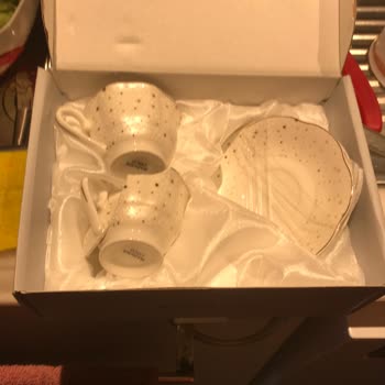 Madame Coco Dan Kırık Kahve Fincanı Ve Eksik Ürün Satışı