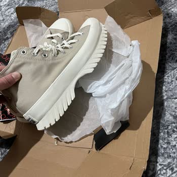 Occasion Kalitesiz Paketleme Ve Yanlış Ürün Hayal Kırıklığı