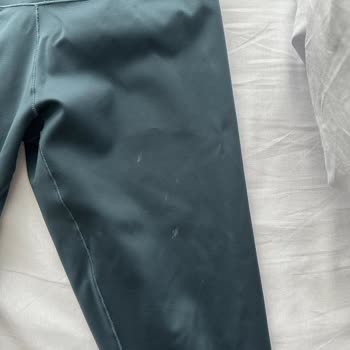 Oysho Giyim Taytım Kendi Kendine Lekelendi Ve Çıkmıyor