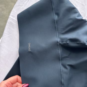 Oysho Giyim Taytım Kendi Kendine Lekelendi Ve Çıkmıyor