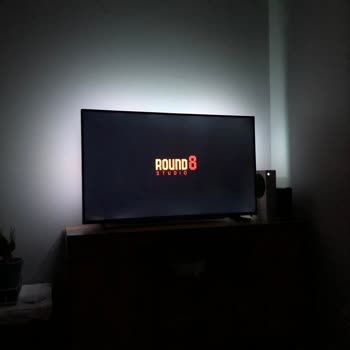 Philips TV Ekranda Işık Sızması