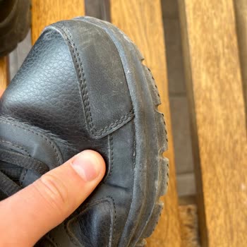 Skechers Ürünlerinin Arkasında Durmuyor!