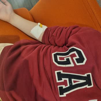 Medical Park Hastanesi Hastane Koridorları Nda Bekliyoruz