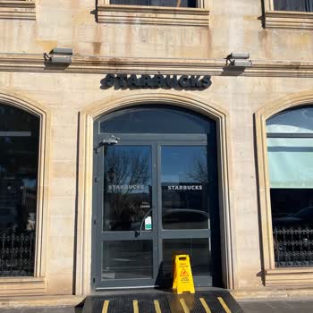 Starbucks Kutusundaki Köpeğimi Almadı
