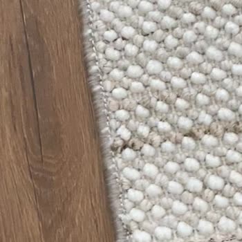 Nun Halı Saygısız Müşteri Hizmetleri Ve Defolu Mal Göndermesi