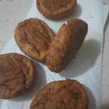 Şenpiliç Annemin Köftesi Balon Gibi Şişiyor.