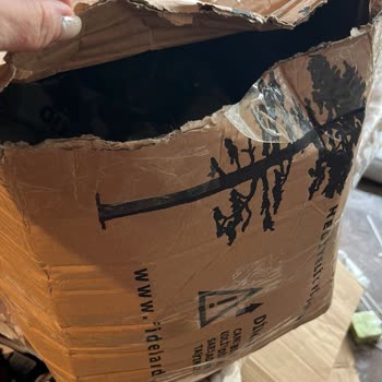 MNG Kargo Gönderilen Kargolarda Bitmek Bilmeyen Ciddi Hasarlar