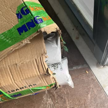 MNG Kargo Gönderilen Kargolarda Bitmek Bilmeyen Ciddi Hasarlar