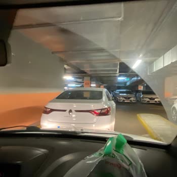 Tepe Nautilus AVM Nautilus AVM'nin Otopark Sorunu