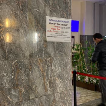 Dr. Siyami Ersek Göğüs Kalp ve Damar Cerrahisi Eğitim Ve Araştırma Hastanesi Hastane Ziyaret Saatleri Ve Personel Davranışlarına İlişkin Geri Bildirim