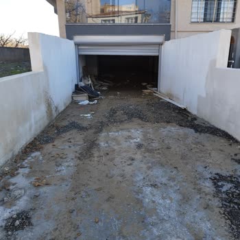 Lapseki Belediyesi Ve 100. Yıl Evi Müteahhit