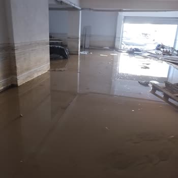 Lapseki Belediyesi Ve 100. Yıl Evi Müteahhit