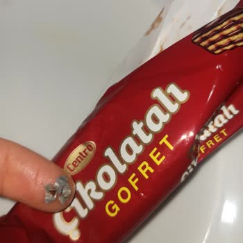 BİM Gofretin İçinden Çıkanlar