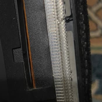 Monster Notebook PC Fanlarda Yamukluk Ve Kırık