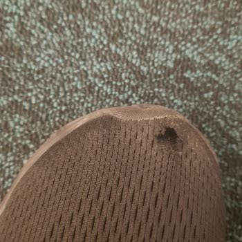 Adidas Yırtık Ayakkabı Hızlıca Yırtılan Ayakkkabı