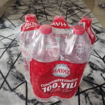 Hayat Su 6x1.5 Litre Su 5x1.5 Litre Olarak Paketlenmesi