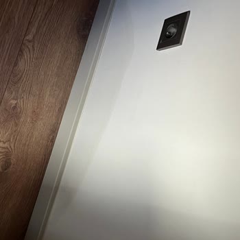 Demir Country Duvarlar Su İçinde