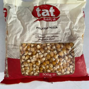 Tat Bakliyat Paketi Açılmamış Ve Böceklenen Mısır