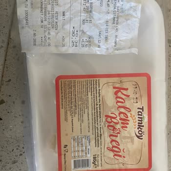 Şok Market Tamköy Kalem Böreği Bozuk Ürün Zehir Gibi Kokuyor