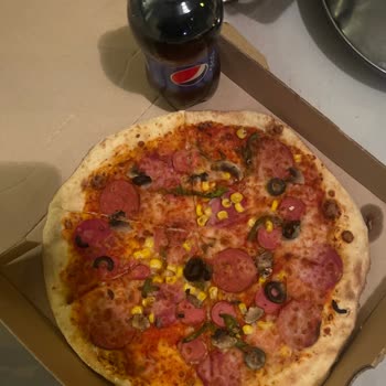 PizzaLazza Beşevler Şubesi Eksik Sipariş Ve Kalitesiz Ürün Gönderimi!