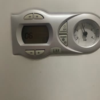 Ferroli Yetkili Servis Kombi Arızasını Düzeltmiyor