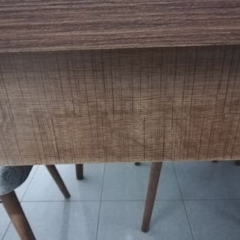Vivense Masa Gösterilenden Farklı Geldi