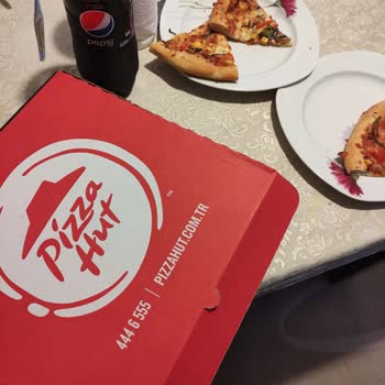 Hayal Kırıklığı Yaratan Pizza Hut Siparişi