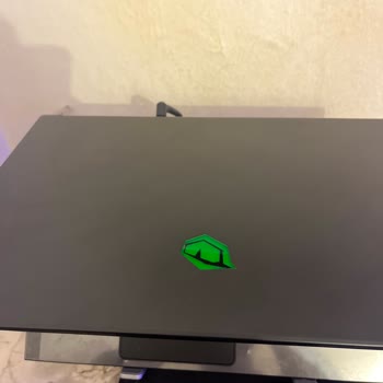 Monster Notebook Oyun Keyfim Karardı: Ekran Gitti!