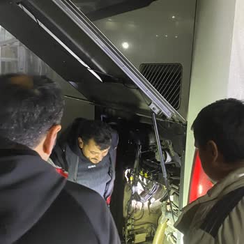 Isparta Petrol Turizm Bozuk Bir Araba