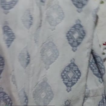 Özdilek Bornoz Kolundaki Renk Farkı