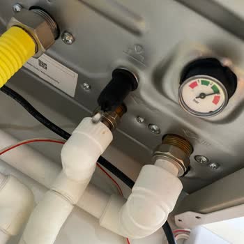 Warmhaus Bar Ayarımız Düşmüyor Ev Buz Gibi Sıkıldık