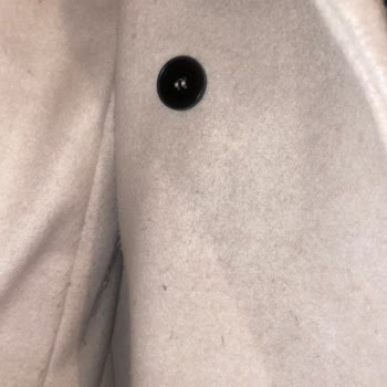 DeFacto Kaşe Kaban Tüylenme