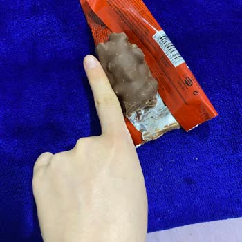 Eti Canga Boyutu Farklı