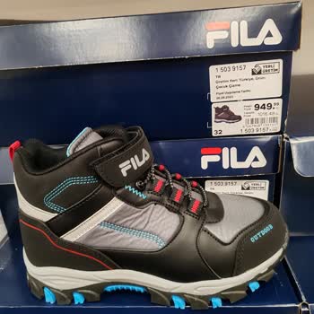 Deichmann = Hüsran Ve Perişanlık