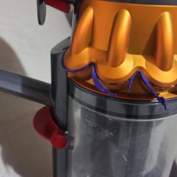 Dyson Elektrikli Süpürgede Estetik Sorun Ve Müşteri Hizmetleri İletişimi