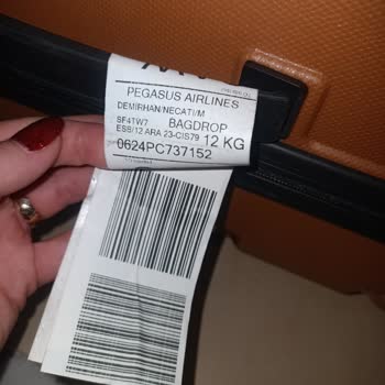 Pegasus Valizi Kırık Teslim Etti!