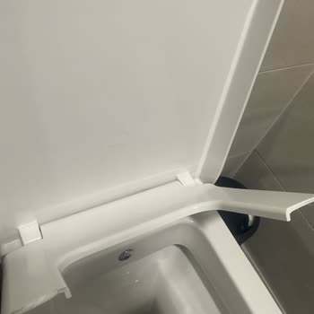 Kale Marka Klozet Kapağının 1 Aylık Kullanımda Kırılması