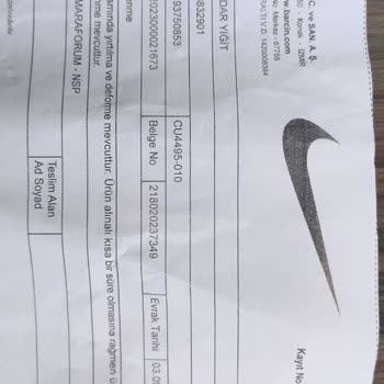 Nike Marka Eşofman Kumaş Hatası