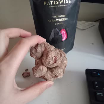 Migros Bayat Erimiş Ürün Satıyor