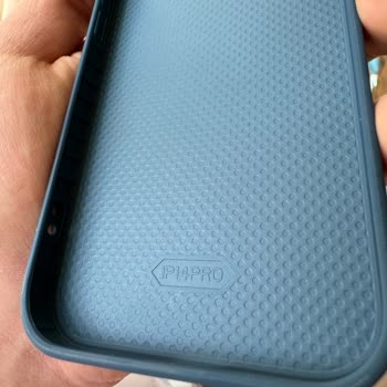 Pofidik.kilif (Instagram) Böyle Ticaret Olmaz. Bilerek Farklı Ürün Gönderiyorlar