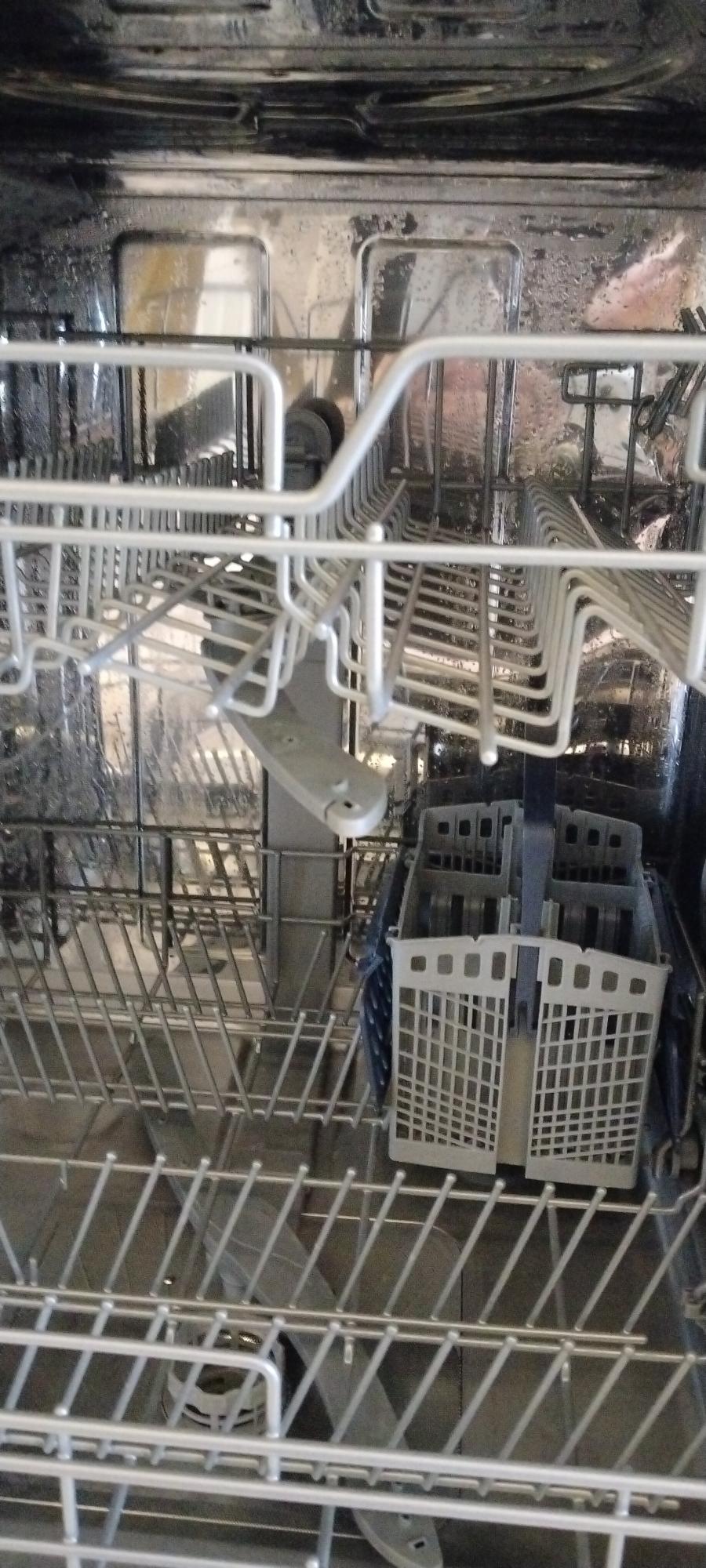 Samsung Dishwasher Won't Dry the Dishes, They're Left with Drops Xolvie