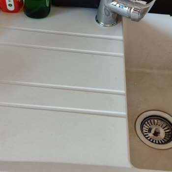 Teka Beyaz Granit Evye Pişmanlığı