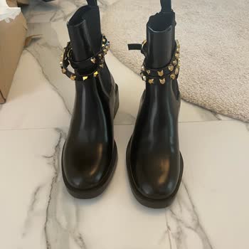 Zara Hasarlı Ve Yanlış Ürün Bu Kaçıncı!