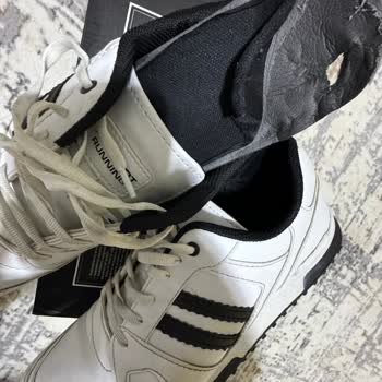 Adana Real FLO Mağazası