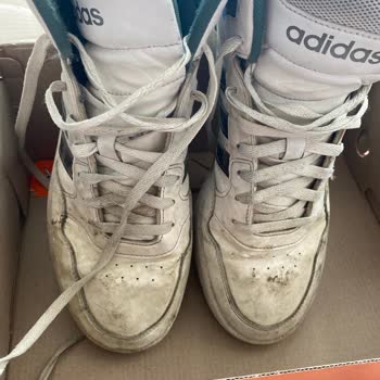 Adidas Ürününe Sahip Çık