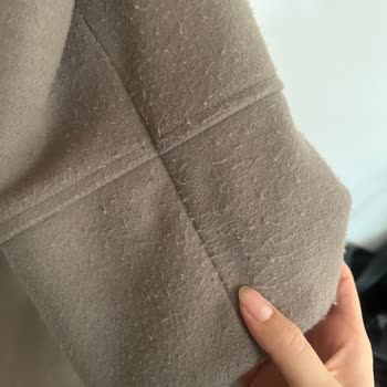 Stradivarius Kaban Tüylenme Sorunu