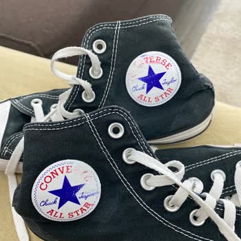 Sporthink Converse Marka Ayakkabıların Logosu Silindi Ve Delindi