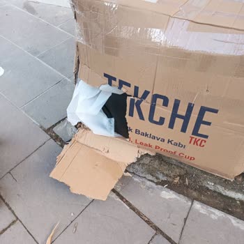 MNG Kargo Kargo Sürecinde Parçalanan Kutu